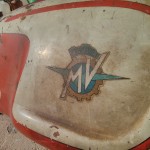 detail-mv-agusta-125-150-tank-3