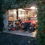 ducati-scrambler-in-garage-a-fine-serata